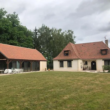 Les Chambres De La Prairie Bed & Breakfast
